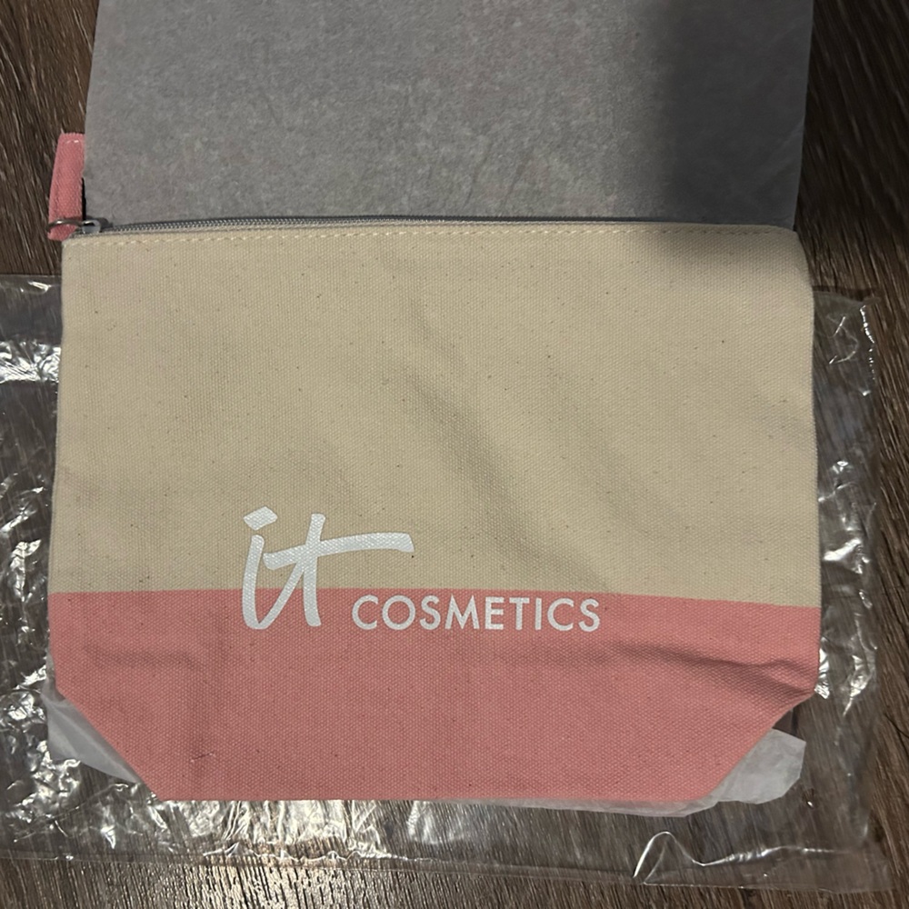 IT Cosmetics Pink and Cream Cosmetic Bag